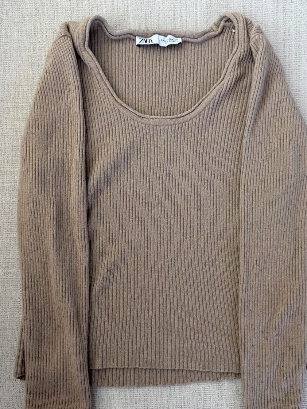 Zara Scoop Neck Ribbed Sweater in Beige